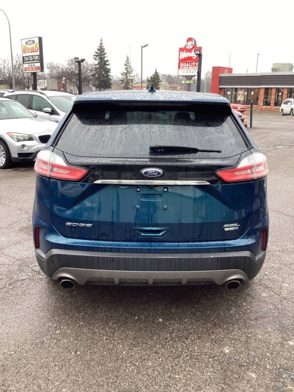 2020 Ford Edge SEL photo 7