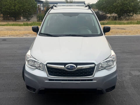 2014 Subaru Forester 2.5i