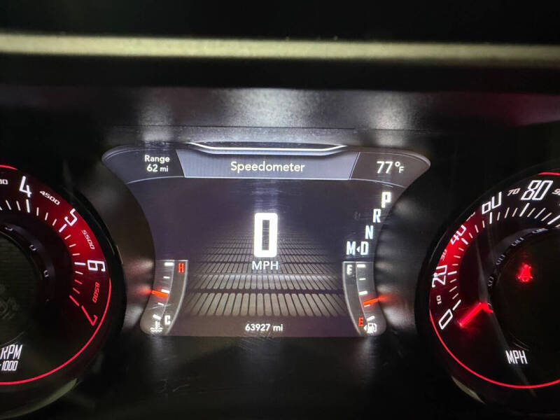 2018 Dodge Challenger SXT Plus