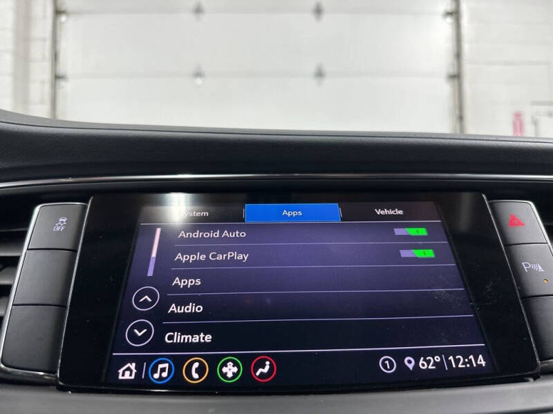 2021 Buick Enclave Essence