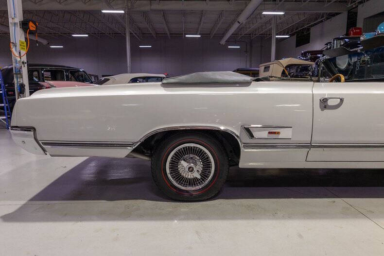 1965 Oldsmobile Cutlass