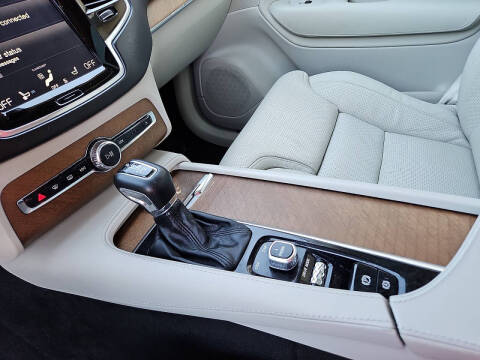 2017 Volvo XC90 T6 Inscription