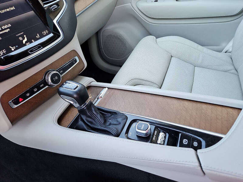 2017 Volvo XC90 T6 Inscription