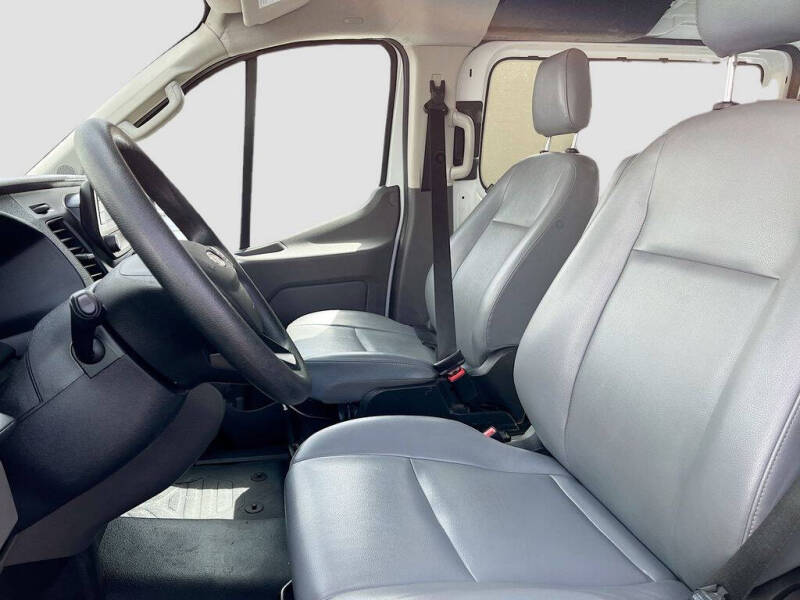 2025 Ford Transit