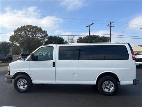 2017 Chevrolet Express LT 2500