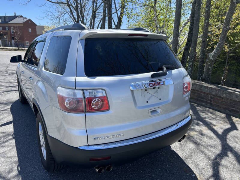 2011 GMC Acadia SL