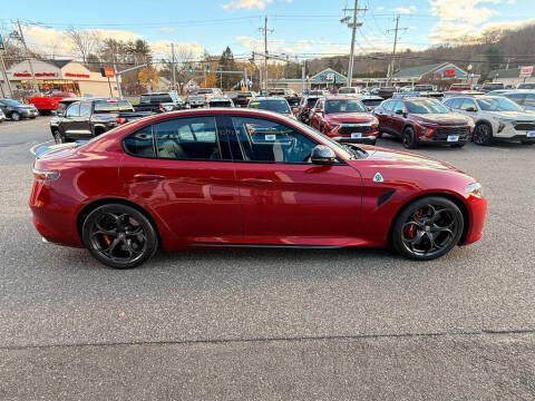 2024 Alfa Romeo Giulia Quadrifoglio