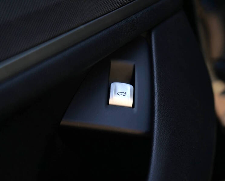 2018 BMW 7 Series 740i