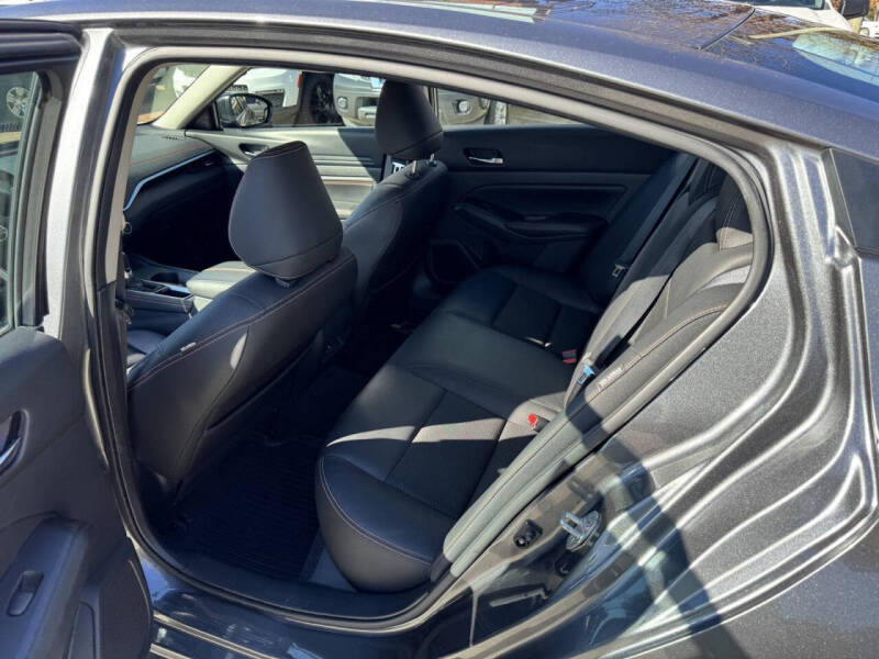 2021 Nissan Altima 2.5 SR