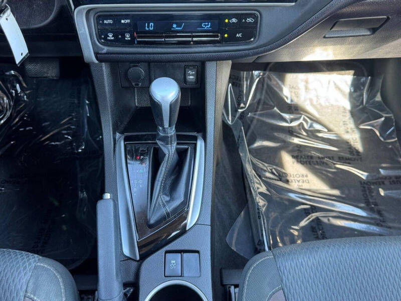 2017 Toyota Corolla LE