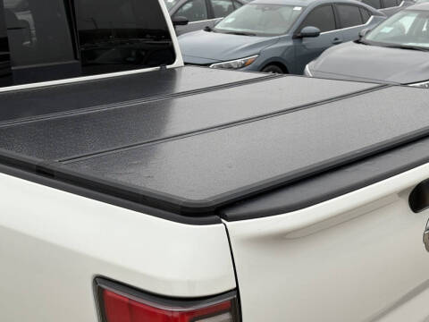 2020 Nissan Titan SL