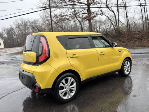 2015 Kia Soul +