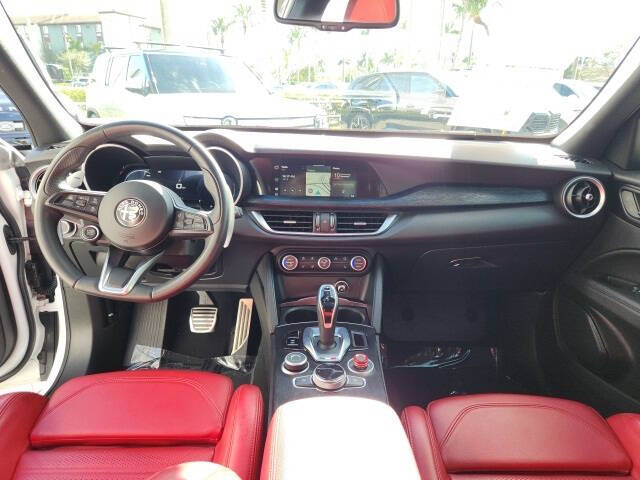 2024 Alfa Romeo Stelvio Sprint