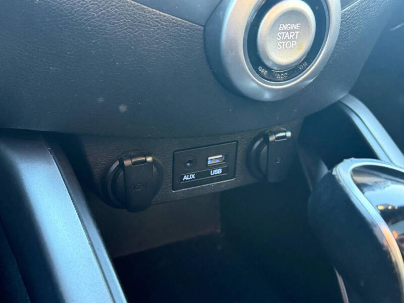 2017 Hyundai Veloster Value Edition
