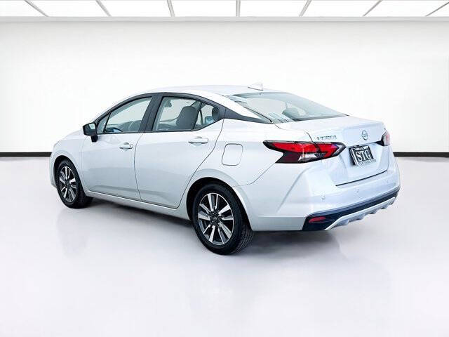 2023 Nissan Versa SV