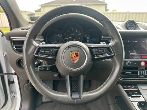 2023 Porsche Macan