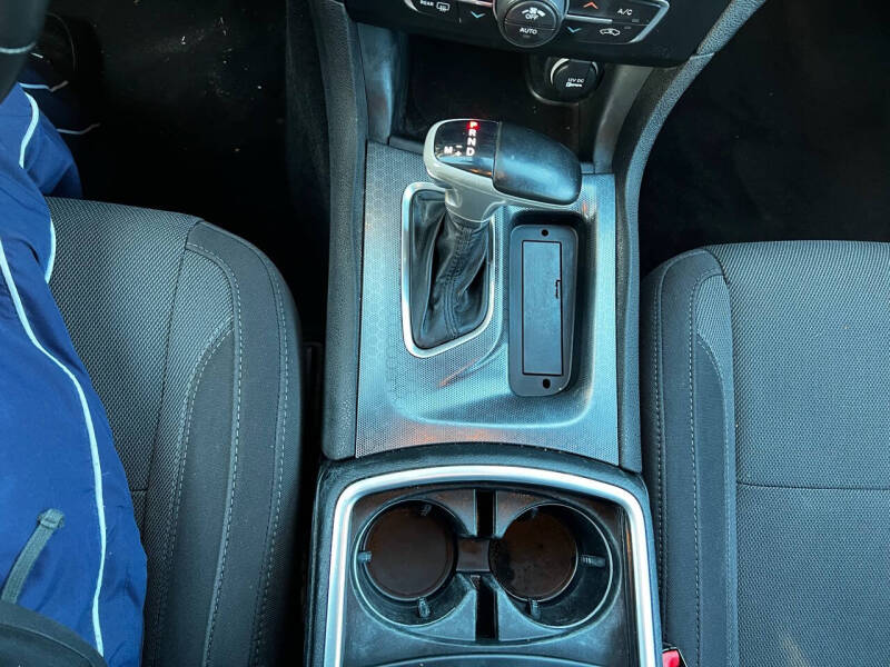 2017 Dodge Charger SXT