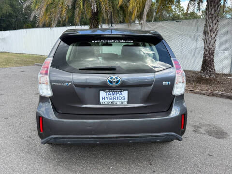 2015 Toyota Prius v Four