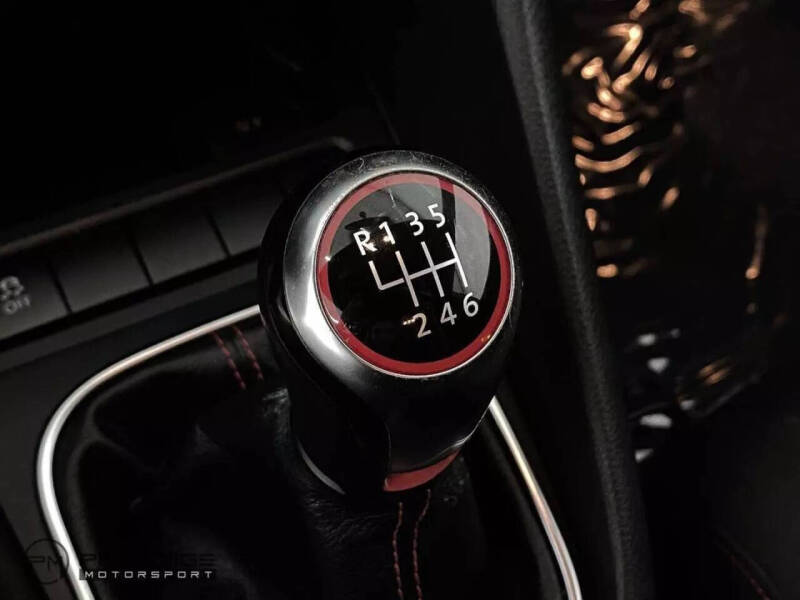 2012 Volkswagen GTI Base PZEV