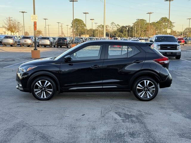 2020 Nissan Kicks SR