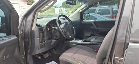 2011 Nissan Titan SV