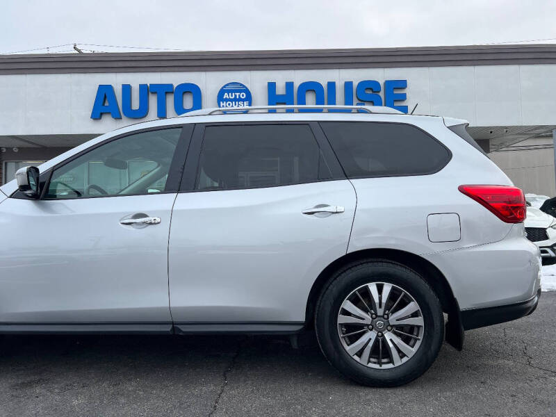 2017 Nissan Pathfinder Platinum