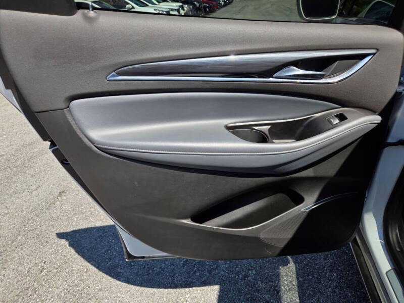 2018 Buick Enclave Essence