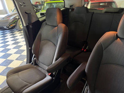 2017 Chevrolet Traverse LT