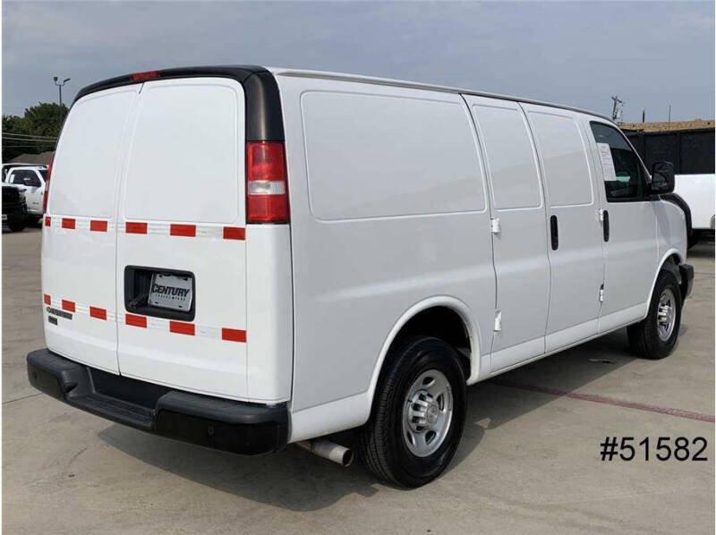 2020 Chevrolet Express 2500