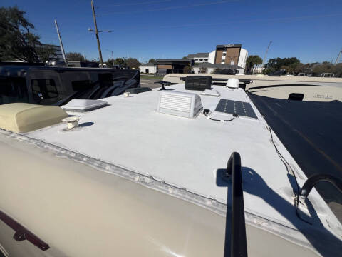 2019 Thor Motor Coach Freedom Elite