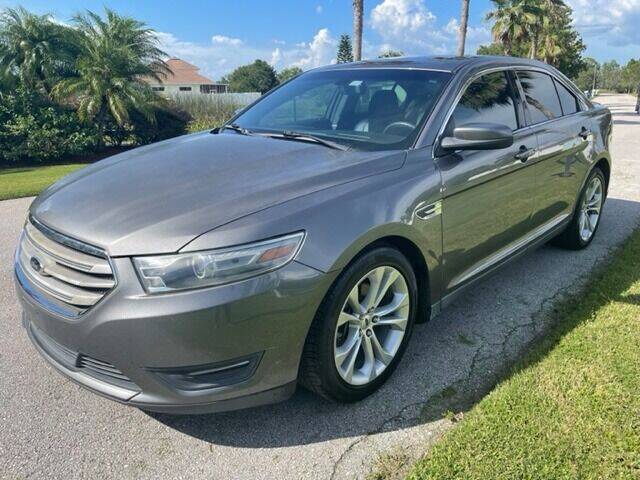2013 Ford Taurus for sale at CLEAR SKY AUTO GROUP LLC in Land O Lakes FL
