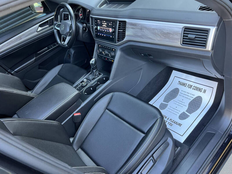 2020 Volkswagen Atlas Cross Sport V6 SE 4Motion