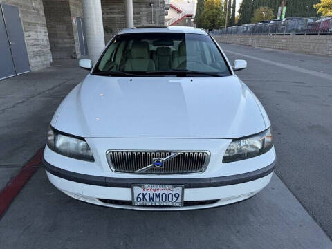 2004 Volvo V70 2.5T