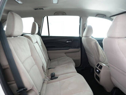 2017 Honda Pilot EX