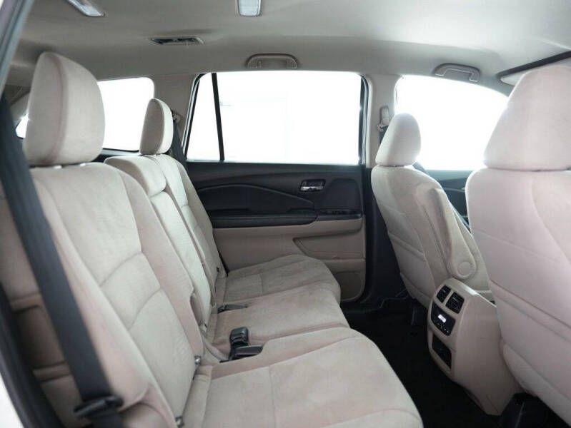 2017 Honda Pilot EX