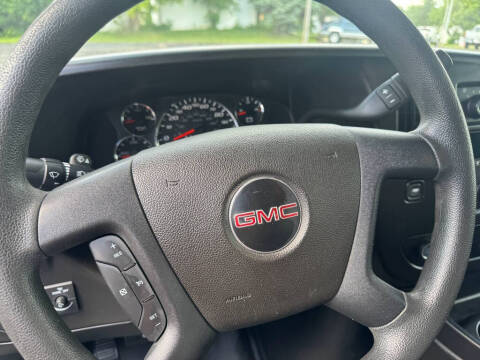 2018 GMC Savana 2500