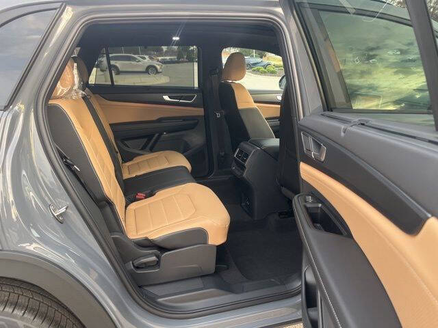 2026 Volkswagen Atlas Cross Sport SEL R-Line Black 4Motion