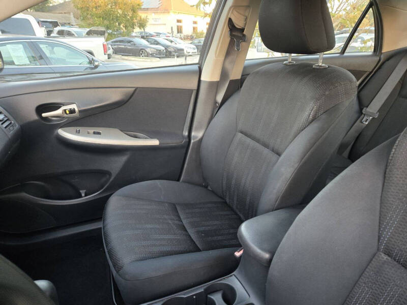 2011 Toyota Corolla S