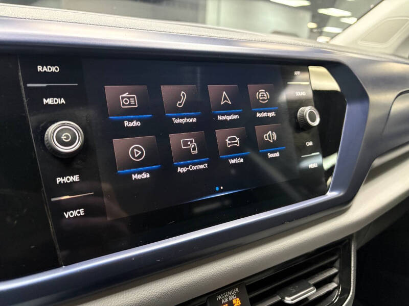 2022 Volkswagen Taos SE