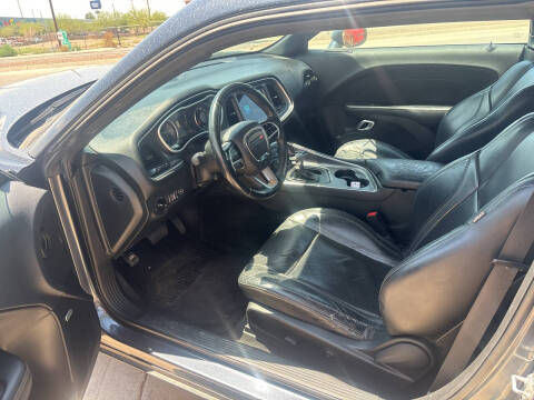 2018 Dodge Challenger SXT Plus