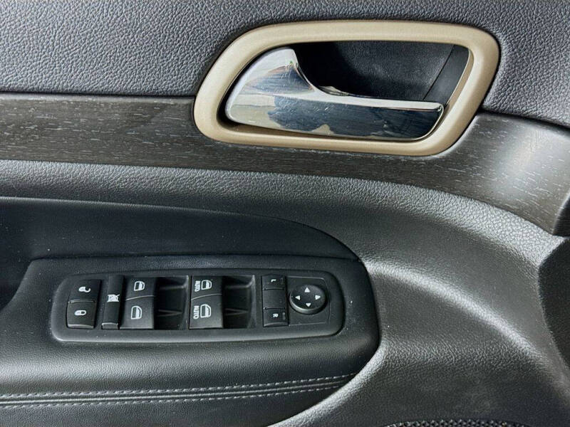 2017 Jeep Grand Cherokee Laredo