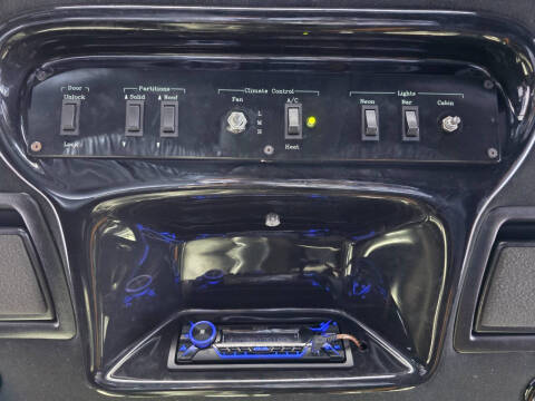 2005 Lincoln Town Car Executive