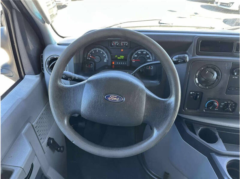 2013 Ford E-Series E-250