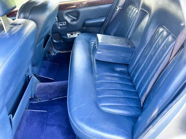 1977 Rolls-Royce Silver Shadow
