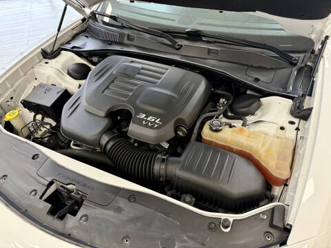 2017 Dodge Charger SE