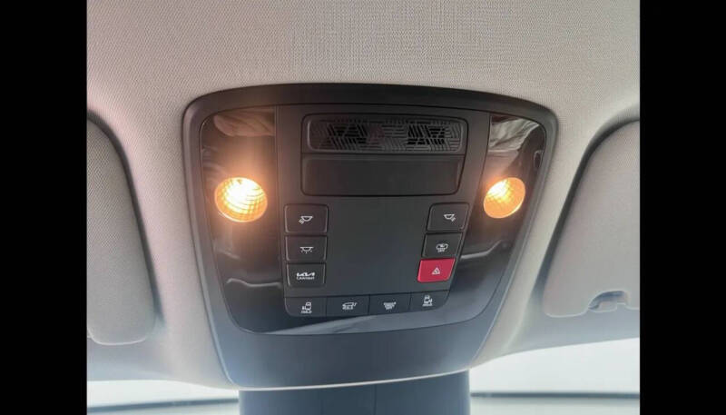 2025 Kia Carnival EX