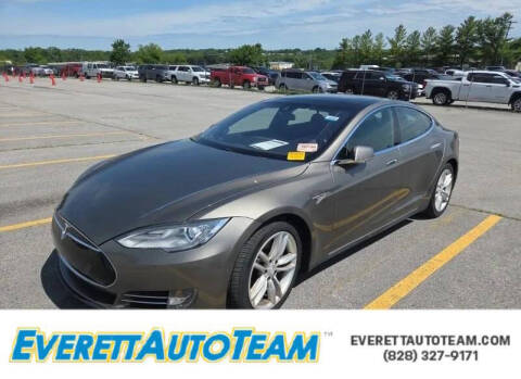 2015 Tesla Model S 85D