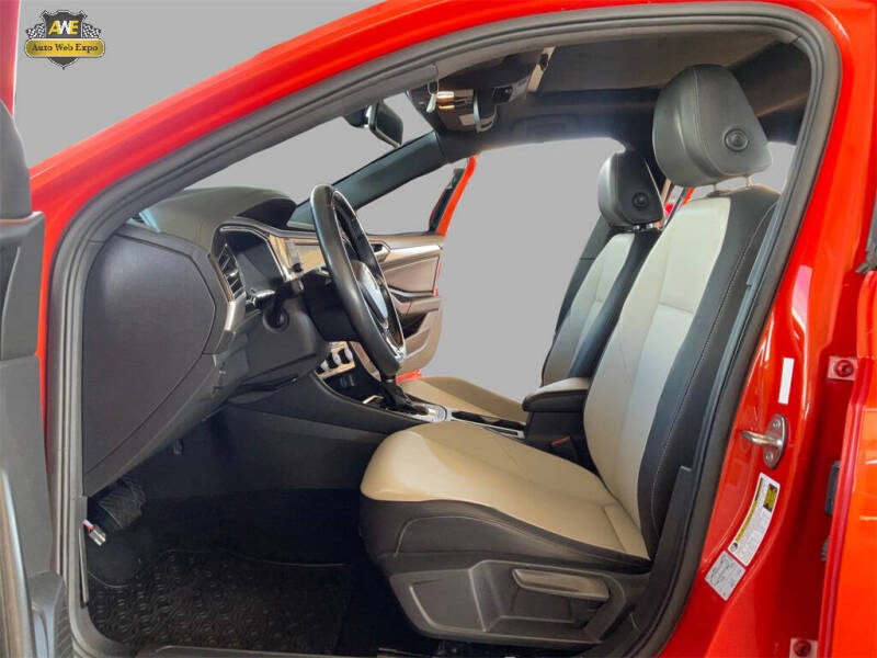 2019 Volkswagen Jetta R-Line