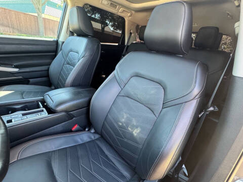 2024 Nissan Pathfinder Platinum