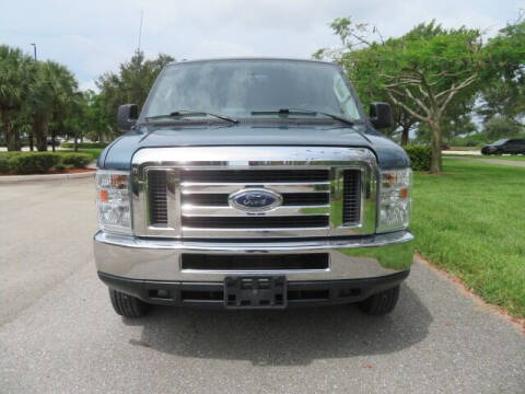 2014 Ford E-Series E-150 XLT